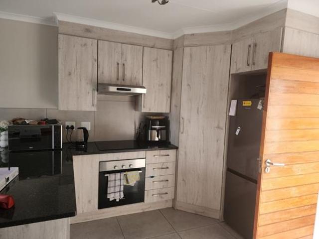 Townhouse for sale in Hartbeespoort Dam Nature Reserve, North West