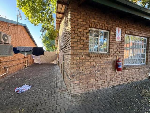 Townhouse for sale in Hartbeespoort Dam Nature Reserve, North West