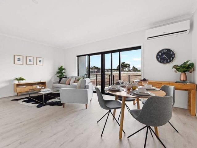 Townhouse for rent in Camerons Creek, Victoria
