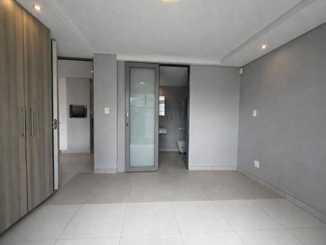 Townhouse for rent in Waterkloof, Gauteng