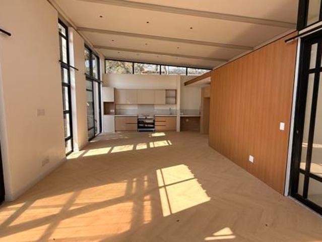 Townhouse for rent in Vosloorus, Gauteng