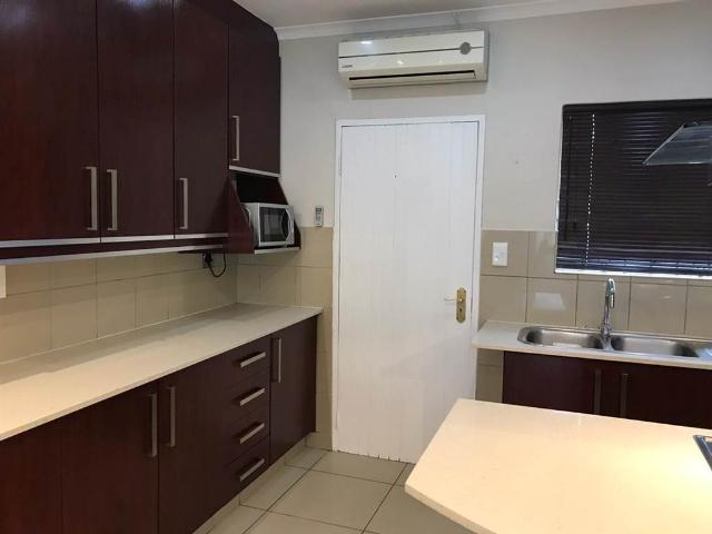 Townhouse for rent in Johannesburg, North & Sandton