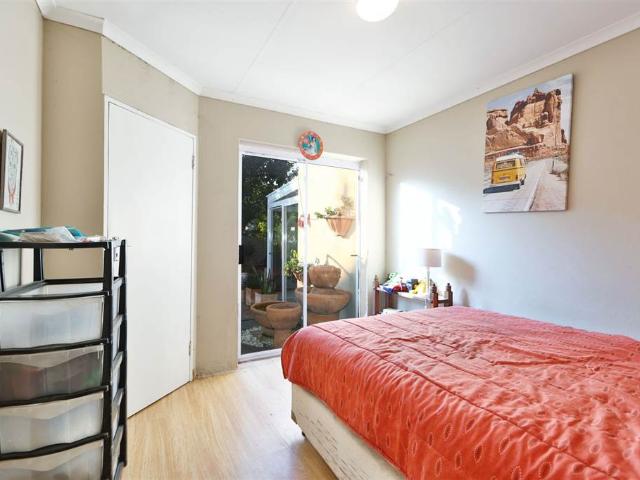 Townhouse for sale in Vosloorus, Gauteng