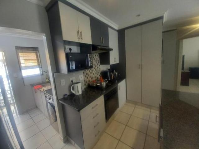 Townhouse for sale in Dr Kenneth Kaunda, North West