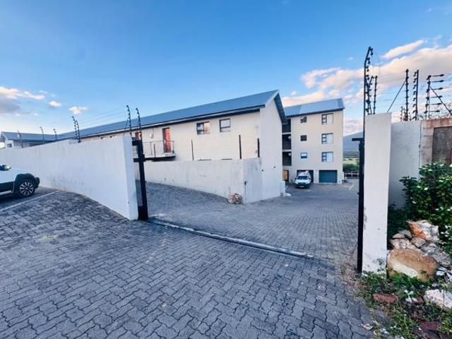 Townhouse for sale in Greater Tubatse Municipality, Limpopo