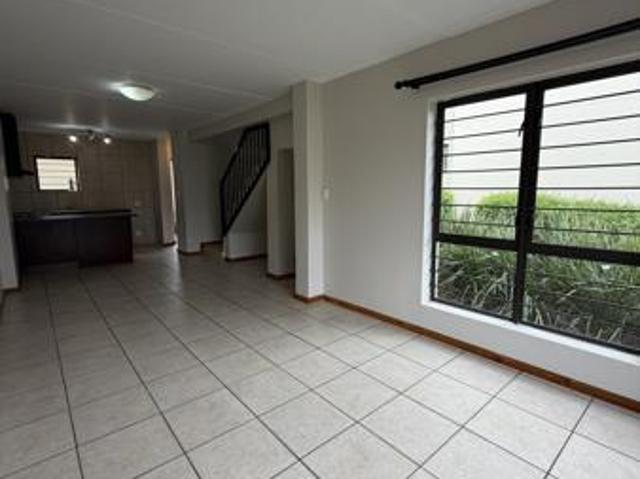 Townhouse for sale in Cape Town, Western Cape