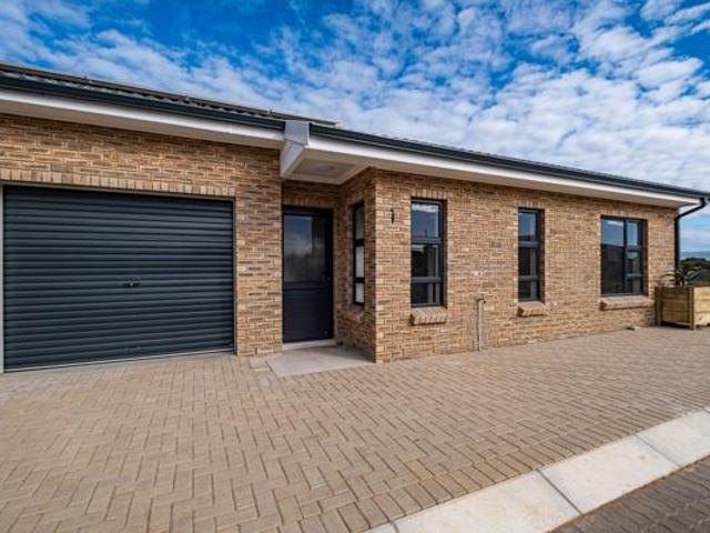 Townhouse for sale in Cape St Francis, Eastern Cape