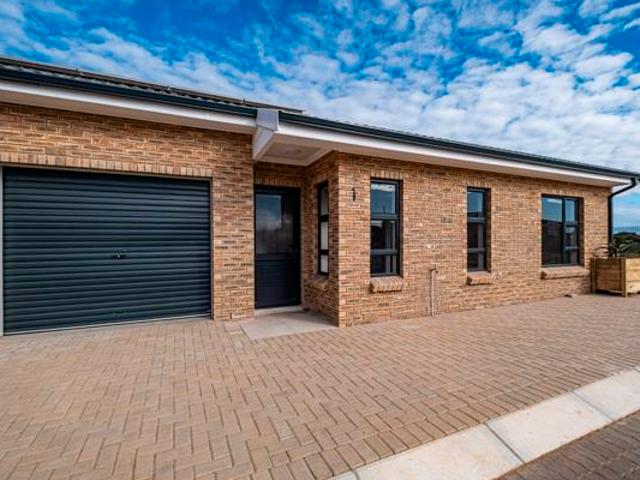 Townhouse for sale in Cape St Francis, Eastern Cape