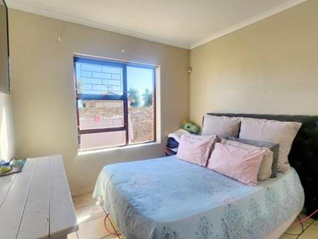 Townhouse for sale in Nelson Mandela Bay Ward 18, Nelson Mandela Bay Metropolitan Municipality