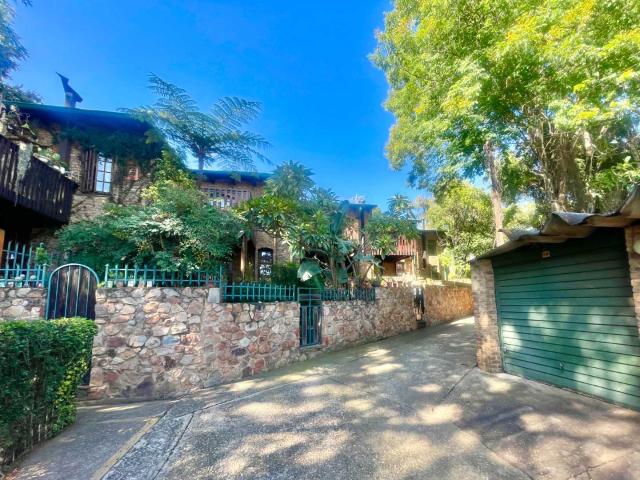 Townhouse for sale in Waterkloof, Gauteng