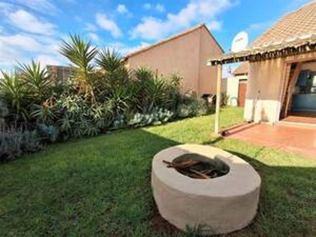 Townhouse for rent in Cape Town, Western Cape
