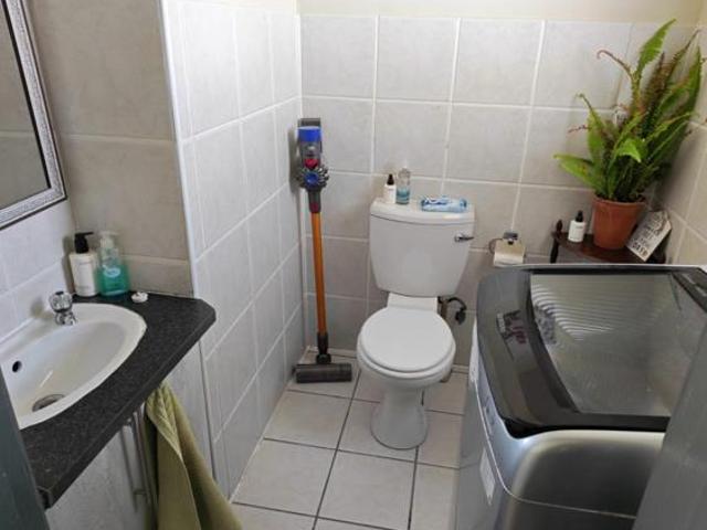 Townhouse for rent in Cape Town, Western Cape