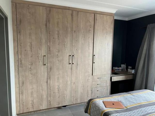 Townhouse for rent in Vosloorus, Gauteng