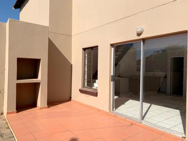 Townhouse for sale in Tlhabane, North West