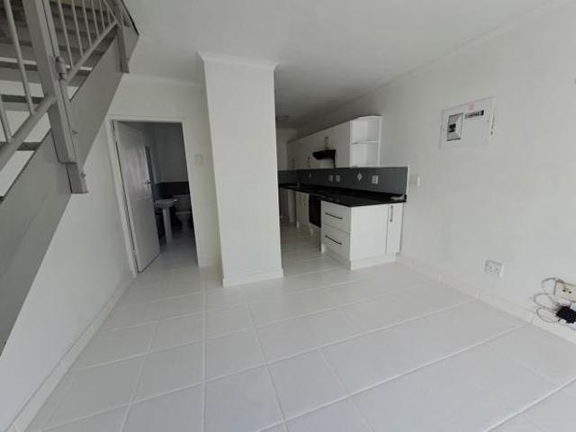 Townhouse for rent in Ekurhuleni, Gauteng