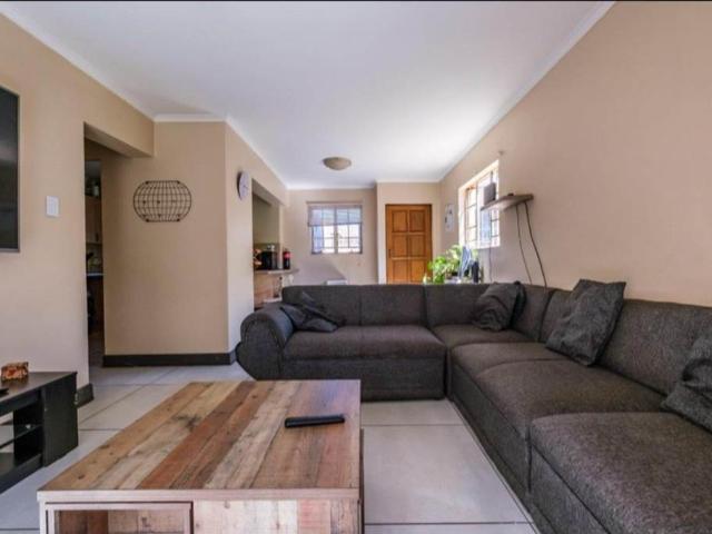 Townhouse for sale in Ekurhuleni, Gauteng