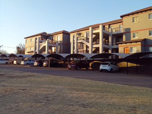 Townhouse for sale in Ekurhuleni, Gauteng