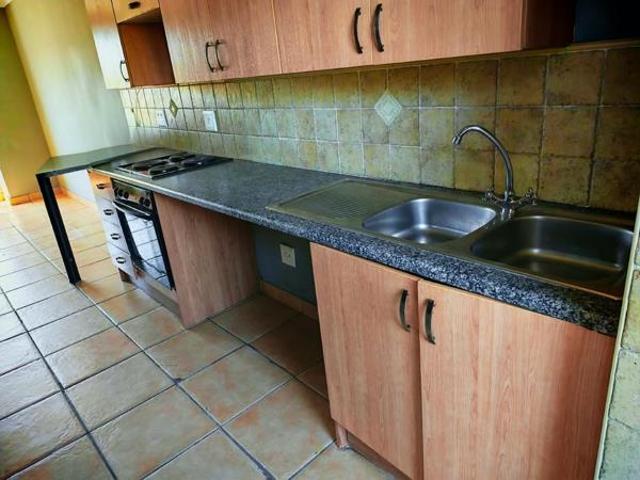 Townhouse for rent in Jansenpark, City of Ekurhuleni Metropolitan Municipality
