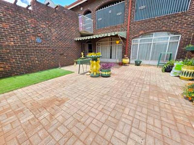 Townhouse for sale in Midvaal, Gauteng