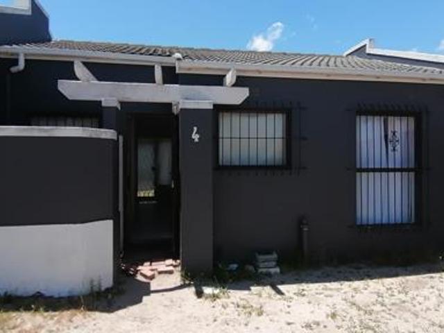 Townhouse for sale in Cape Town, Western Cape