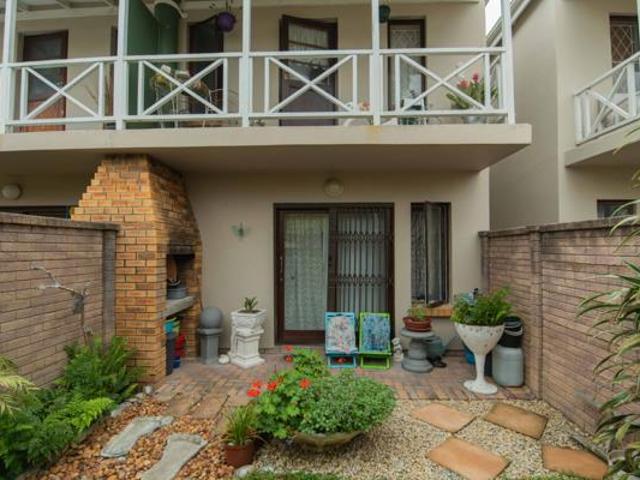 Townhouse for sale in Eastern Cape