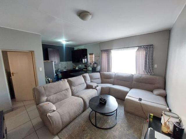 House for rent in Waterkloof, Gauteng