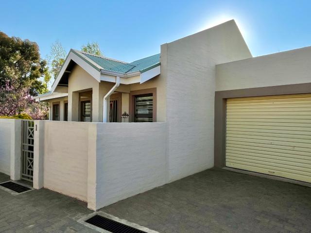 Townhouse for sale in Rosendal, Free State