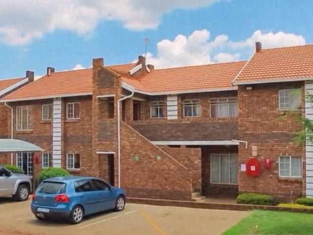 Townhouse for sale in Akasia, Gauteng
