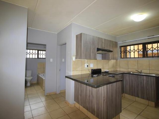 Townhouse for rent in Ekurhuleni, Gauteng