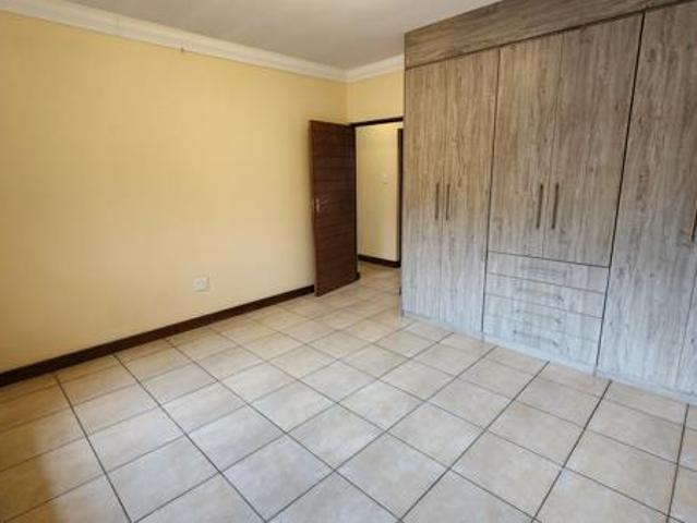 Townhouse for rent in Ekurhuleni, Gauteng