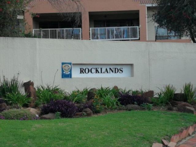 Townhouse for sale in Vosloorus, Gauteng