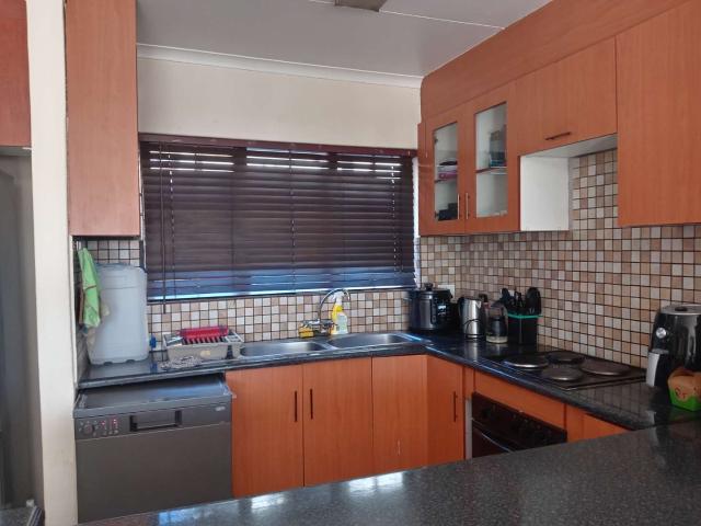 Townhouse for sale in Vosloorus, Gauteng