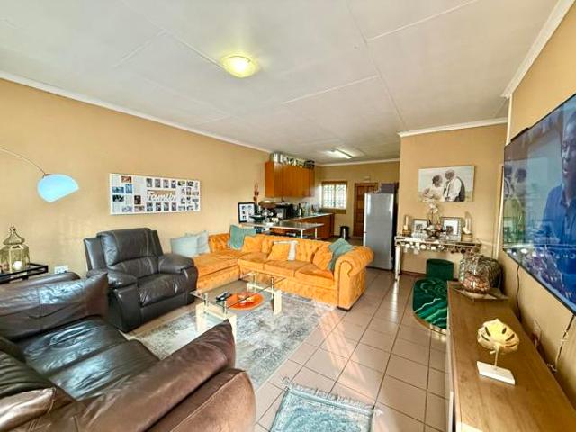 Townhouse for sale in Gert Sibande, Mpumalanga
