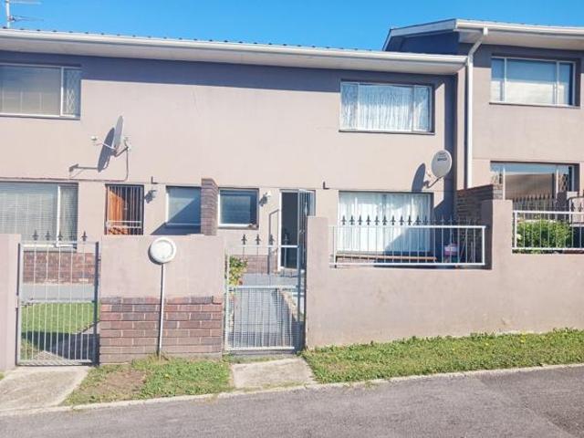 Townhouse for rent in Eastern Cape