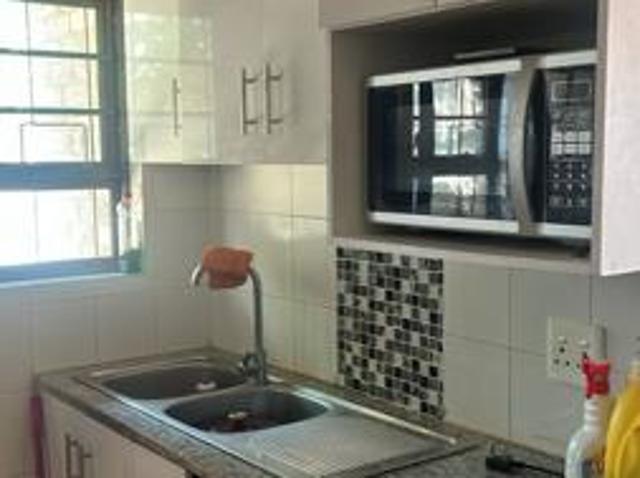 Townhouse for rent in Seaview, Kwazulu-natal