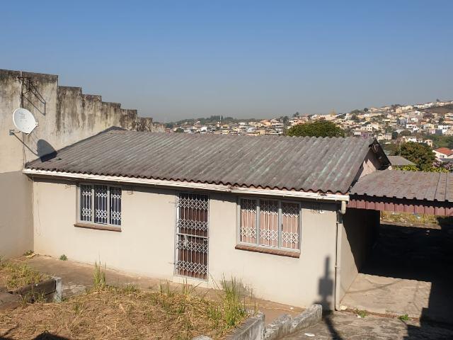 Townhouse for sale in Chatsworth, Kwazulu-natal