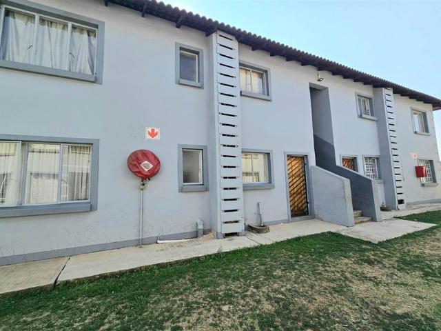 Townhouse for sale in Ekurhuleni, Gauteng