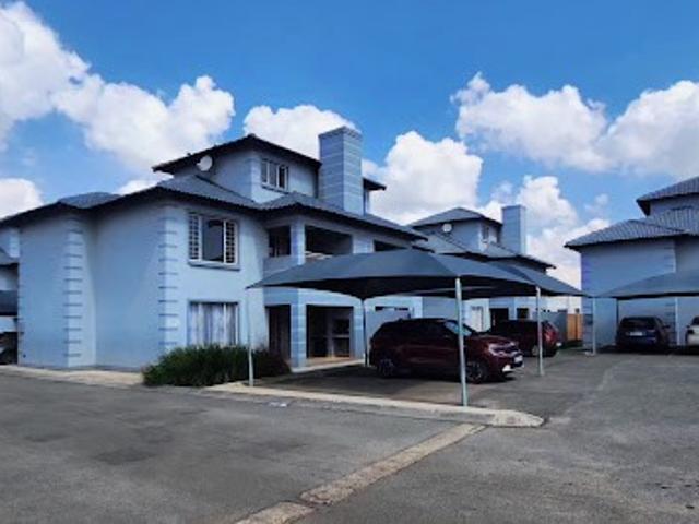 Townhouse for rent in Benoni