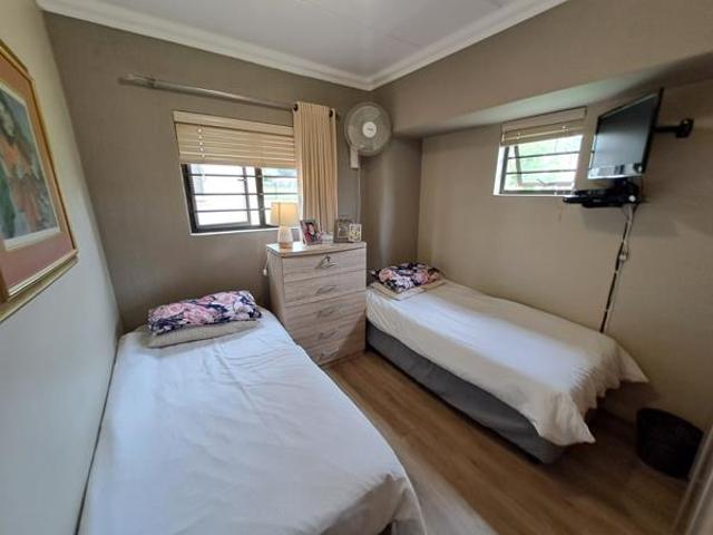 Townhouse for sale in Waterkloof, Gauteng