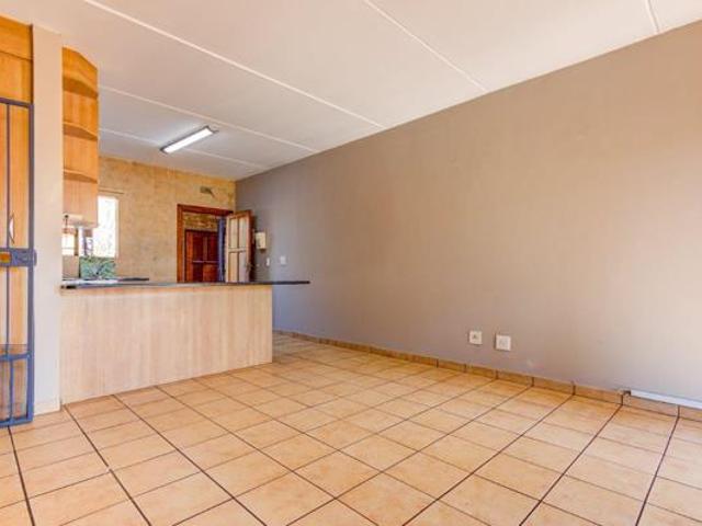 Townhouse for rent in Ekurhuleni, Gauteng