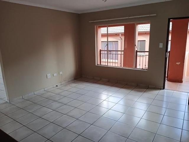 Townhouse for rent in Westonaria, Gauteng