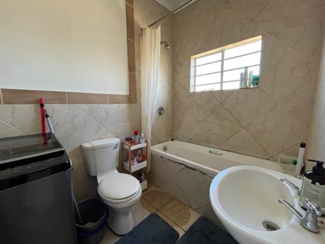 Townhouse for sale in Frances Baard, Northern Cape