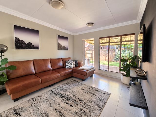 Townhouse for rent in Centurion, City of Tshwane Metropolitan Municipality