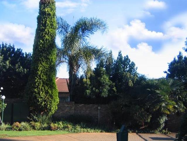 Townhouse for rent in Centurion, Gauteng