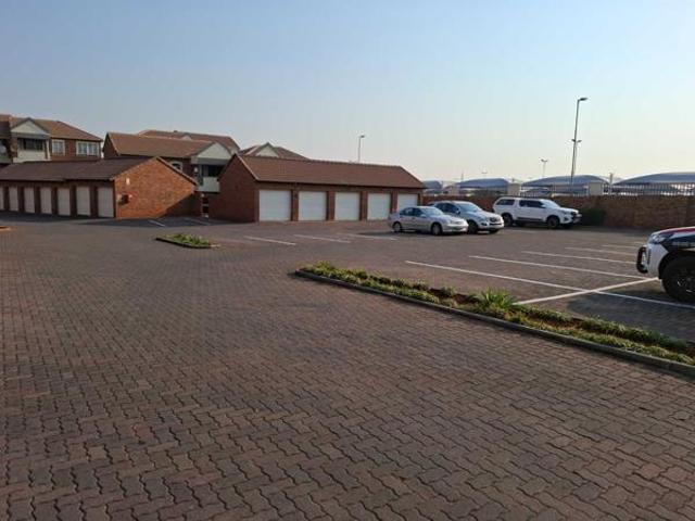 Townhouse for rent in Centurion, Gauteng