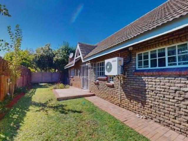 Townhouse for sale in Upington, Northern Cape
