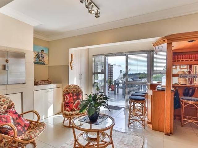 Townhouse for rent in Durbanville, Western Cape