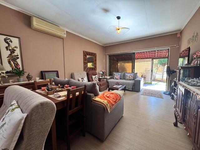 Townhouse for rent in Dr Kenneth Kaunda, North West