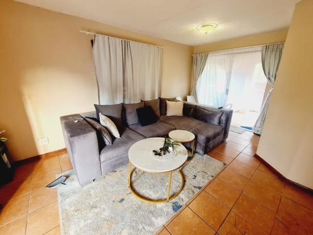 Townhouse for sale in Dr Kenneth Kaunda, North West