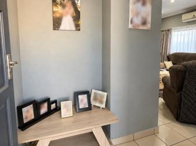 Townhouse for sale in Klerksdorp, Matlosana Local Municipality